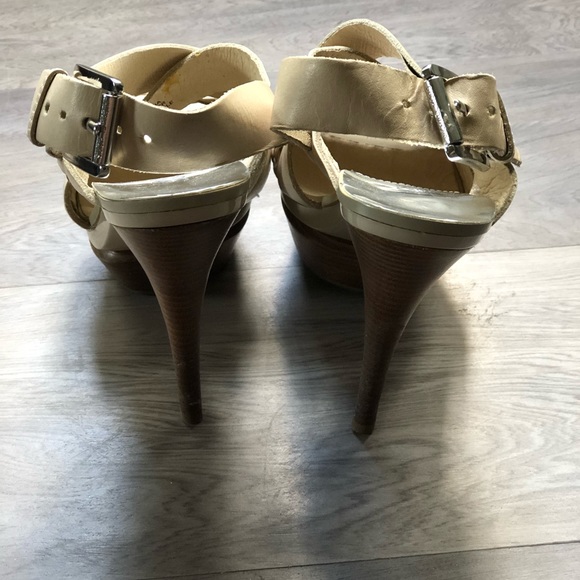 Michael Kors heels❌sold❌ - Picture 3 of 6